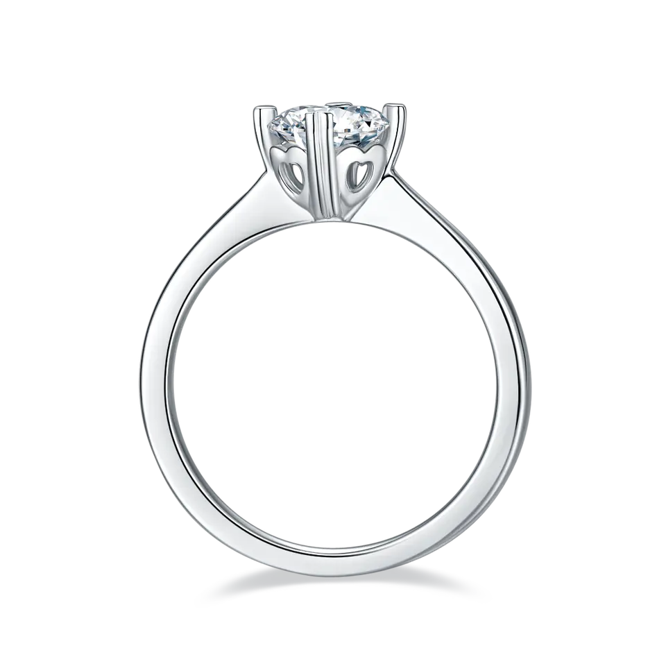 Solitaire 4 Heart Shaped Claws 1.00ct Moissanite Engagement Ring Set in Sterling Silver